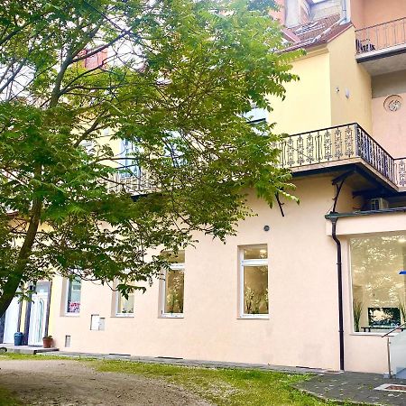 Rainbow House Rooms Marburg Exterior foto